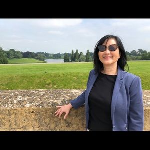 Meet your Posher, Angela